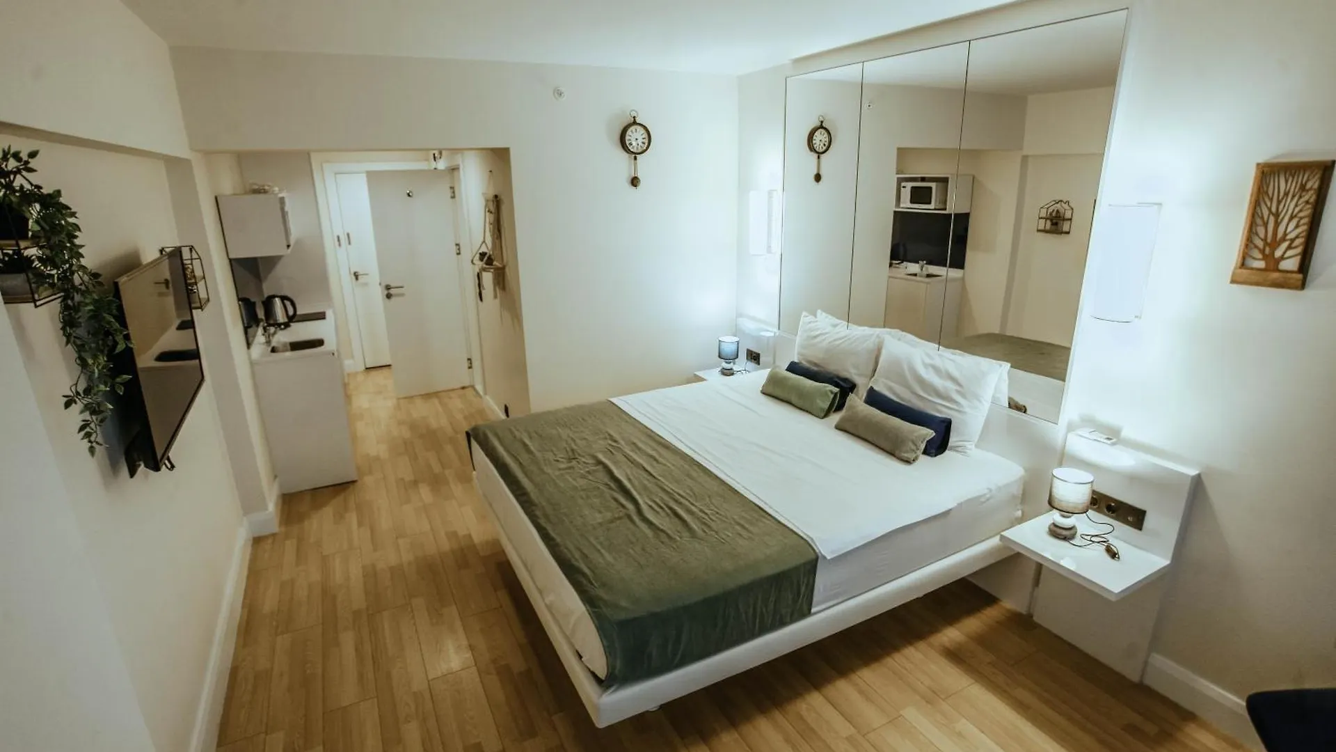 Golden Horizon Aparthotel In Orbi City Batumi 0*,  Georgia