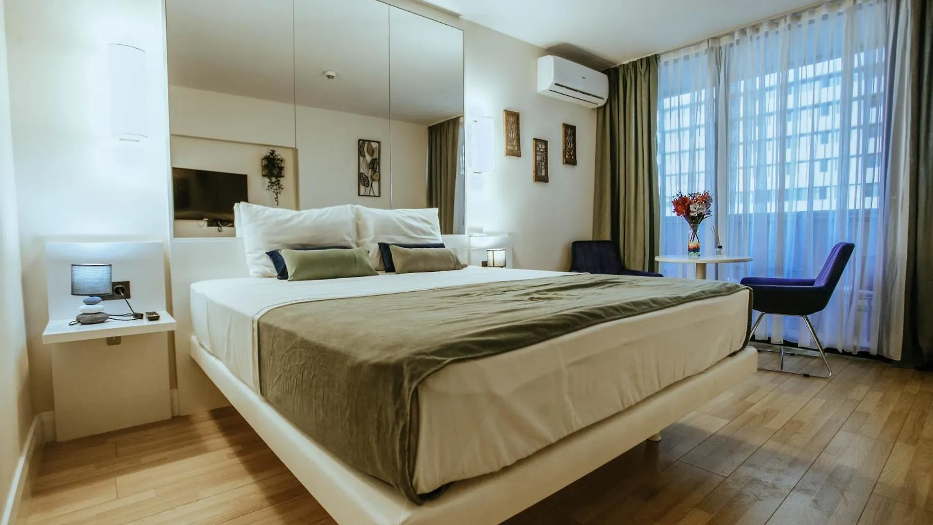 Guest house Golden Horizon Aparthotel In Orbi City Batumi
