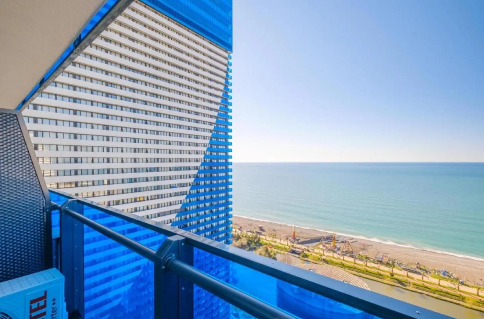 Golden Horizon Aparthotel In Orbi City Batum