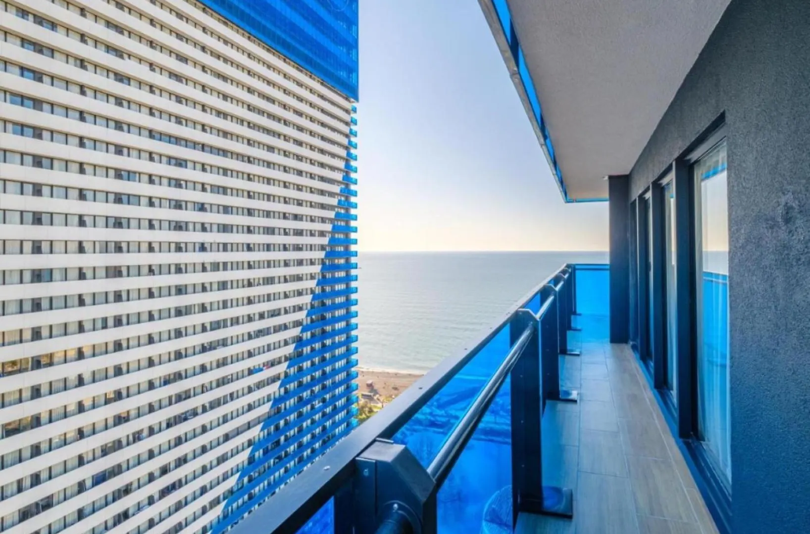 Golden Horizon Aparthotel In Orbi City Batum 5*,