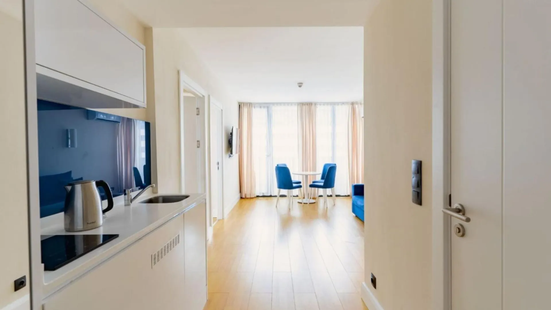 Golden Horizon Aparthotel In Orbi City Batum