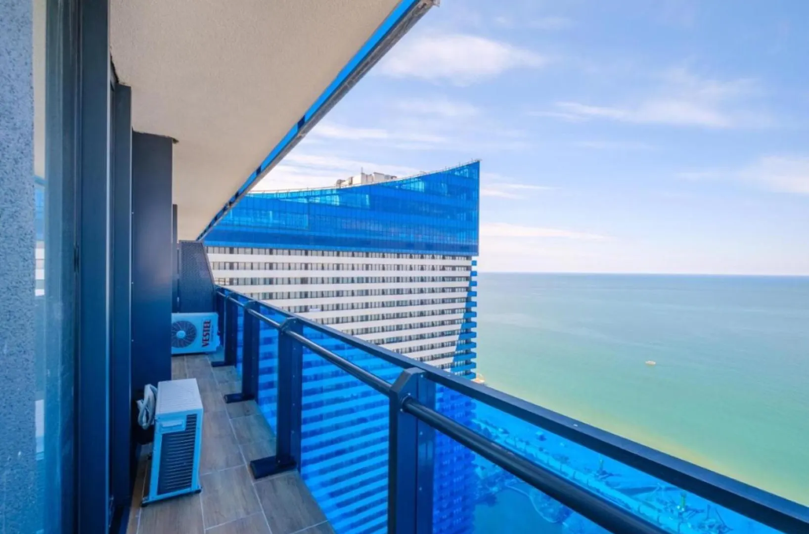 Golden Horizon Aparthotel In Orbi City Batum